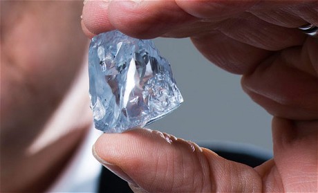 122.5 carat blue diamond