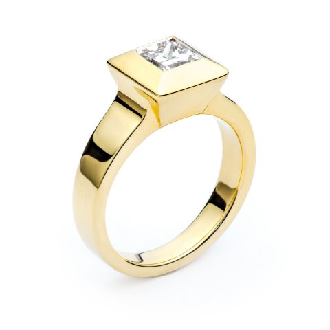 171-10141b Custom Yellow Gold Engagement Ring